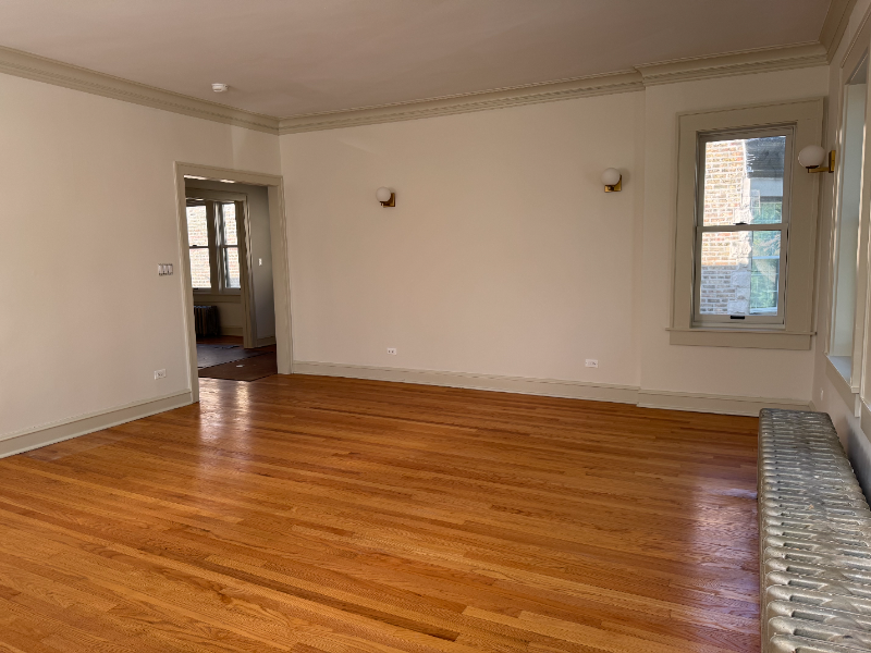 3426 N Keeler Ave #2 - Photo 4 of 18