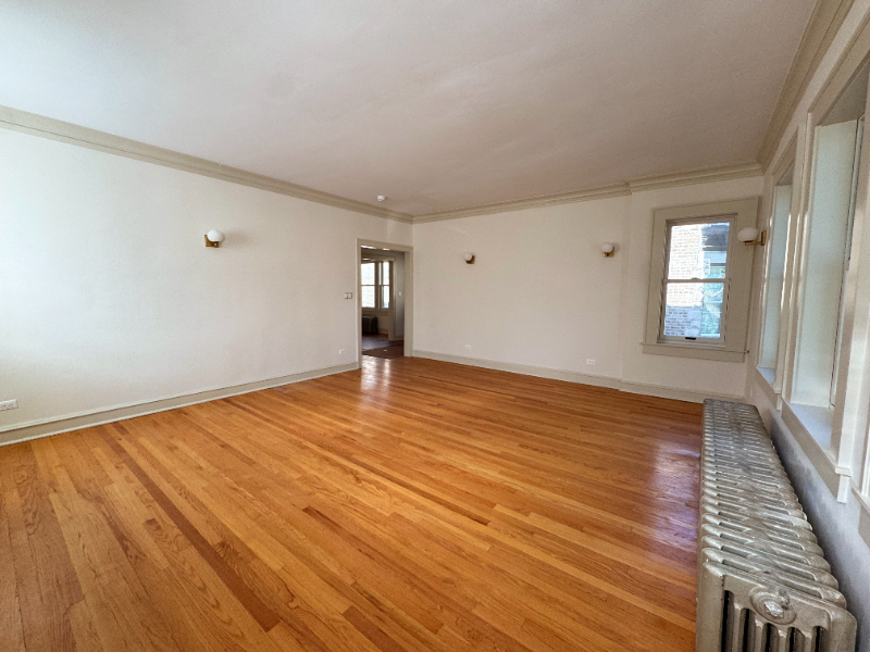 3426 N Keeler Ave #2 - Photo 6 of 18