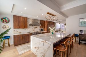 featured image of 706 11th St