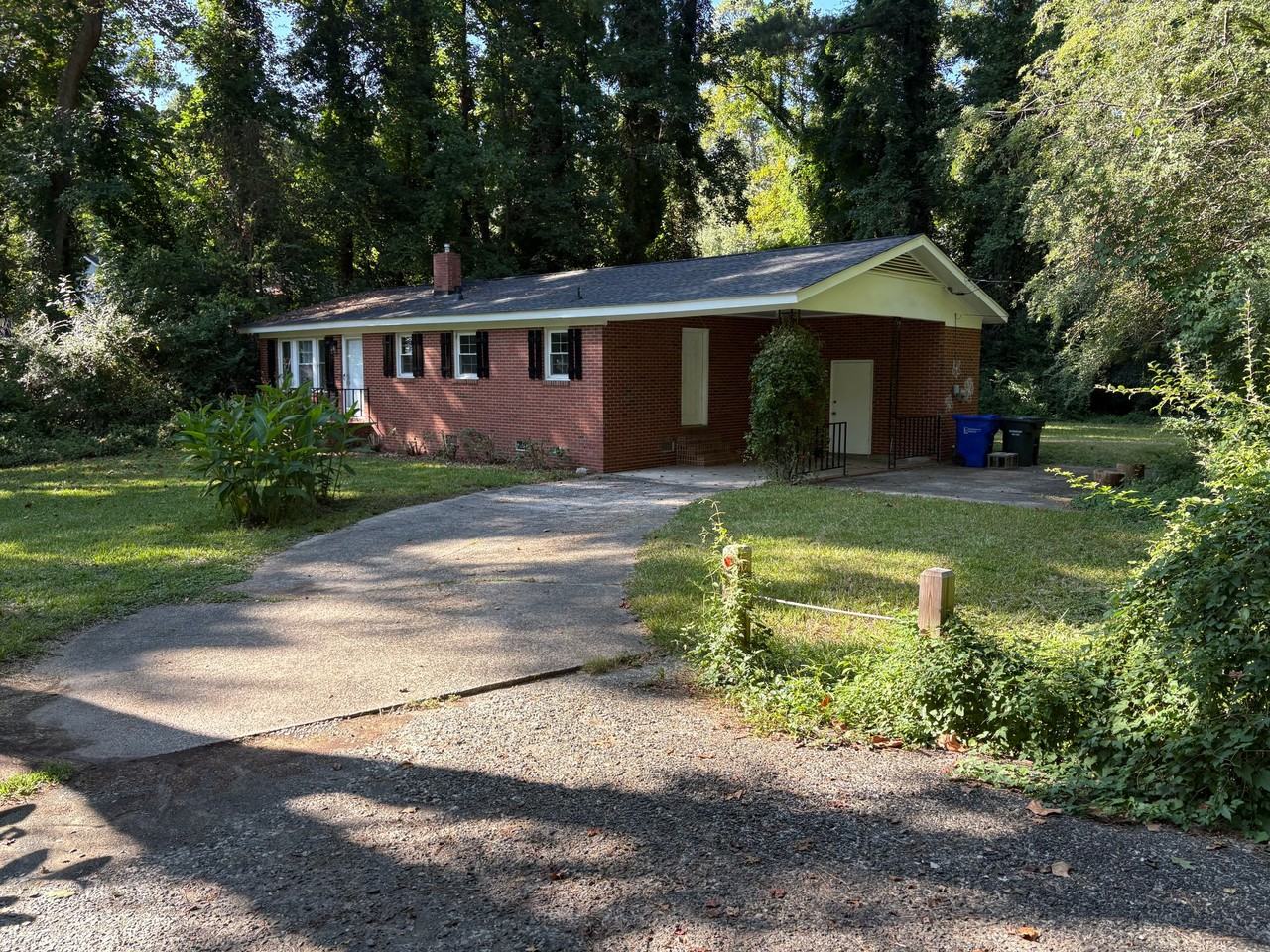 1310 Stadium Dr