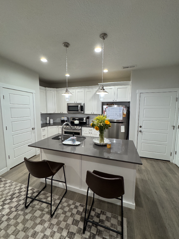11428 S Lake Run Rd - Photo 3 of 21