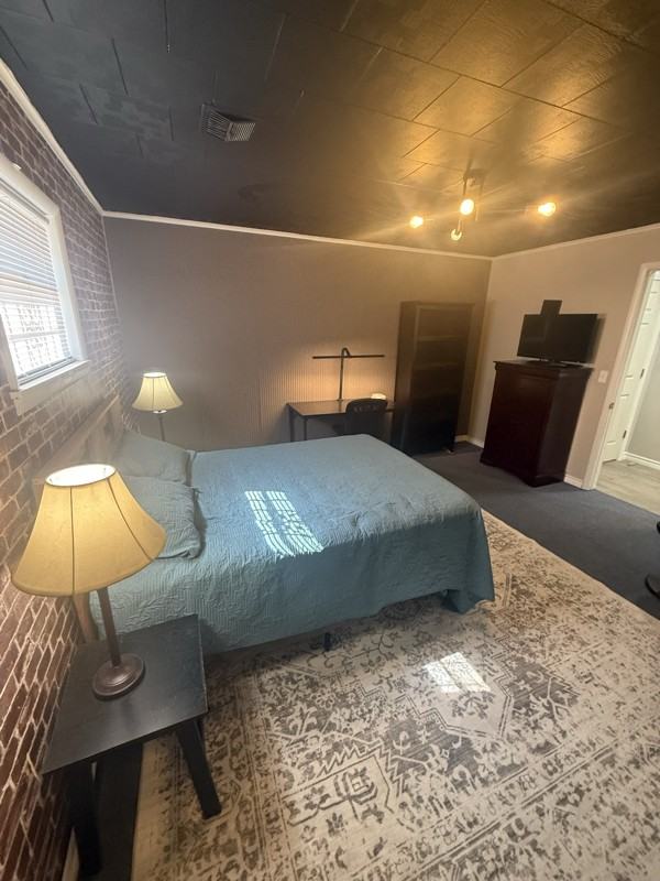 215 S Grand Ave #C - Photo 2 of 11