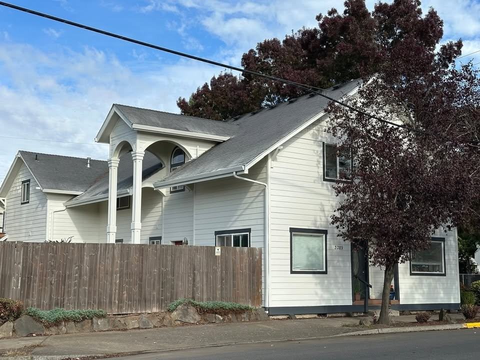 3289 3rd St - Photo 2 of 11