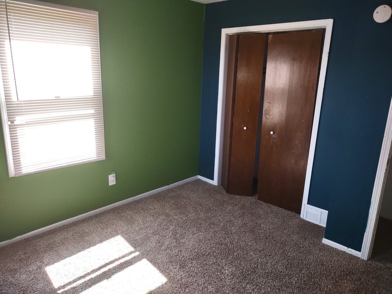 6120 Campus Park Ave Se - Photo 4 of 9