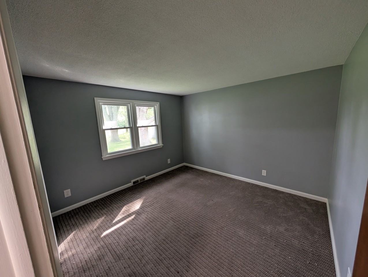 2 Country Gables Cir #2 - Photo 5 of 6