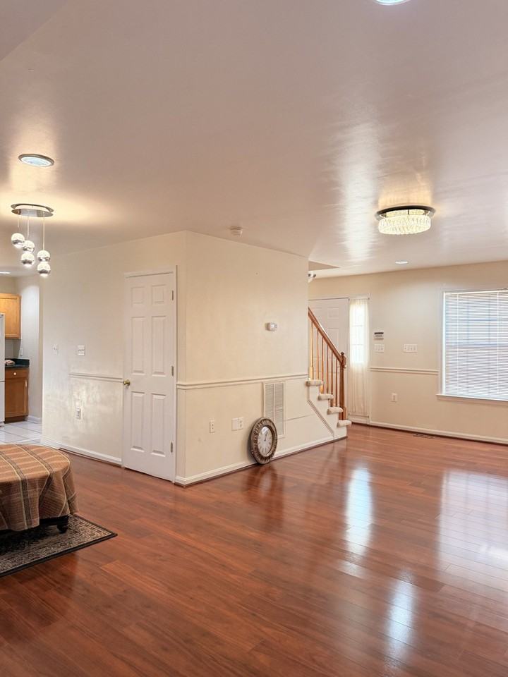 11410 Silverleaf Ln - Photo 4 of 20