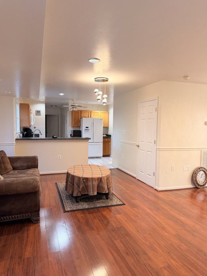 11410 Silverleaf Ln - Photo 5 of 20