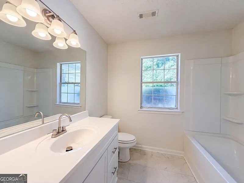105 Nanci Ct - Photo 5 of 15