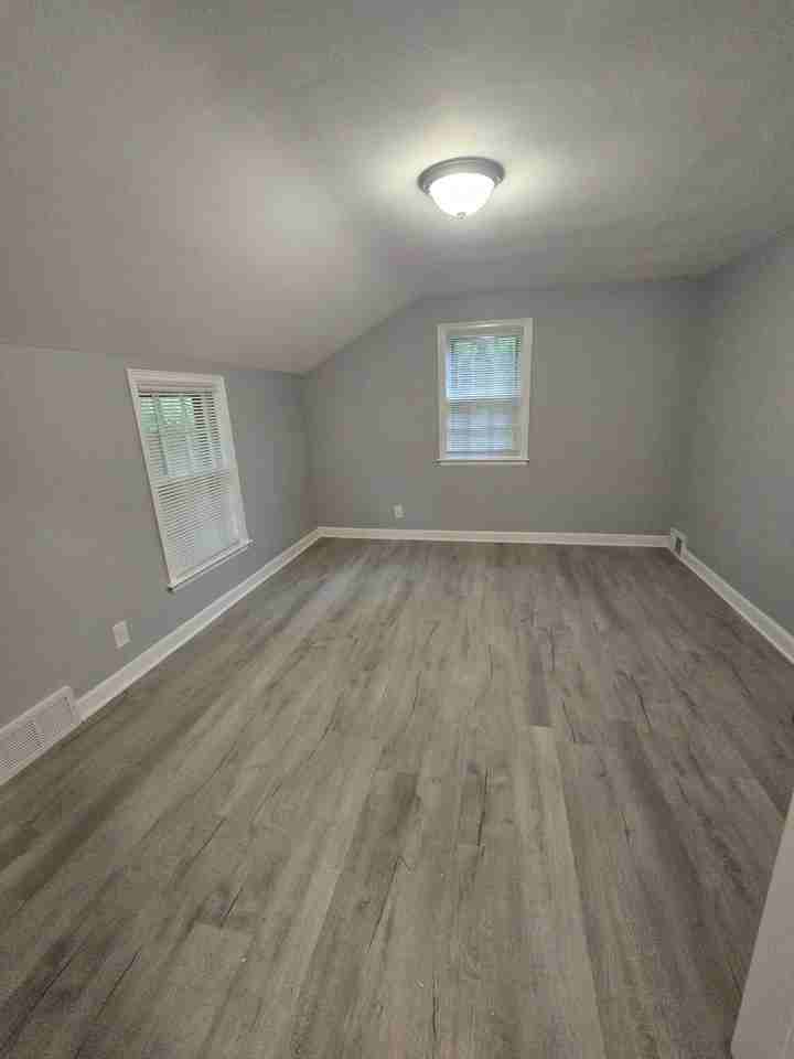 3524 Fremont St - Photo 5 of 11