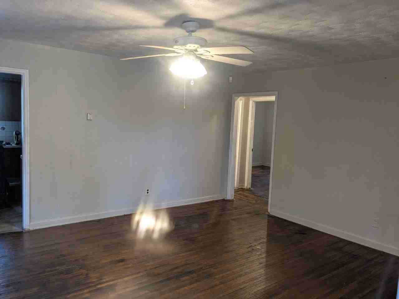 1852 N Madison Ave - Photo 6 of 12
