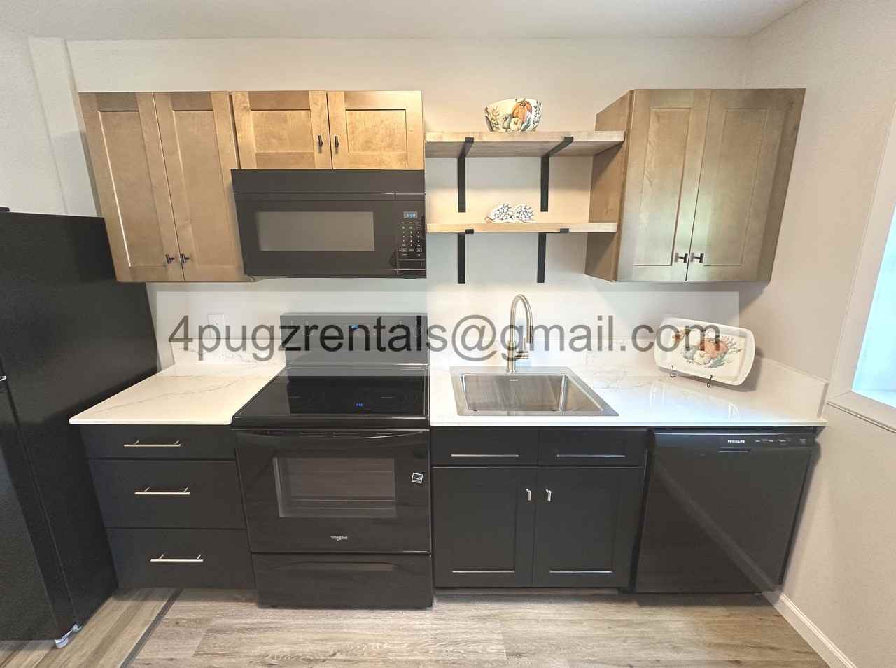 3138 Marion Dr - Photo 4 of 12