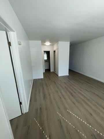 7744 Reseda Blvd