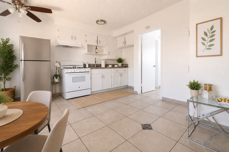 9204 Sepulveda Blvd - Photo 5 of 6