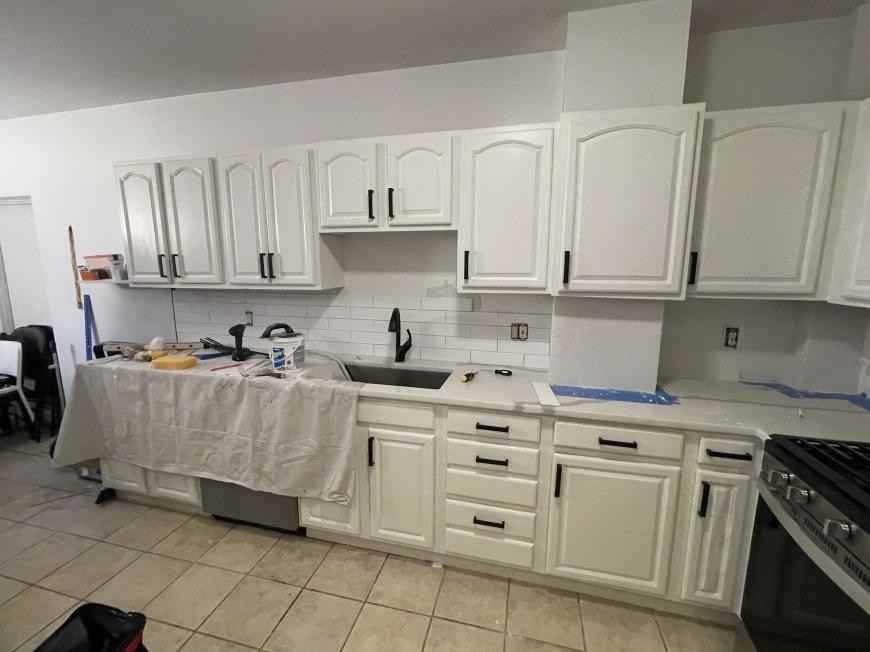 453 Park Dr - Photo 3 of 10