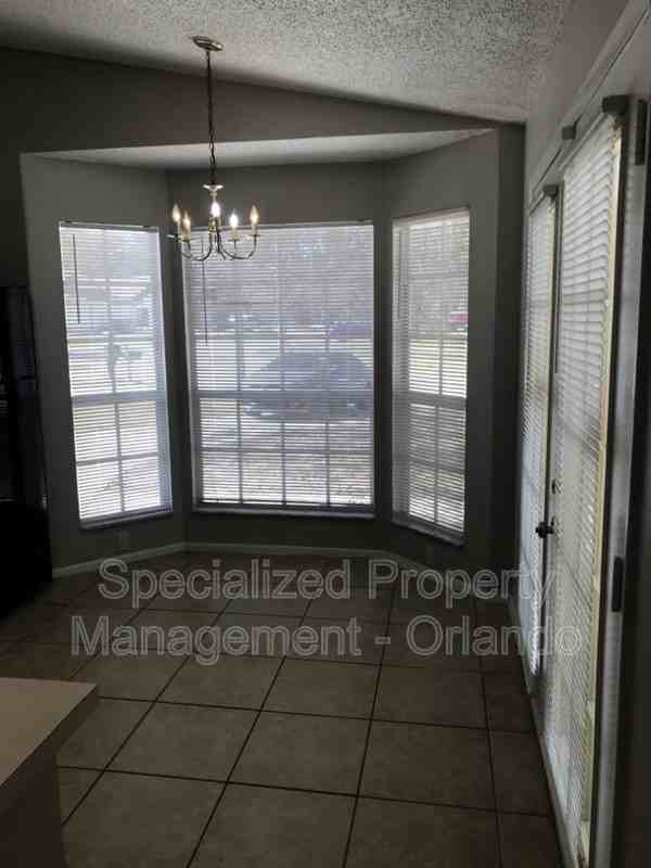 4452 Goldenrain Ct - Photo 3 of 16