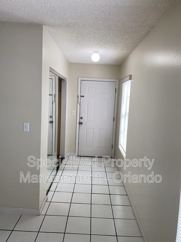 1717 Michigan Ave #B - Photo 2 of 15