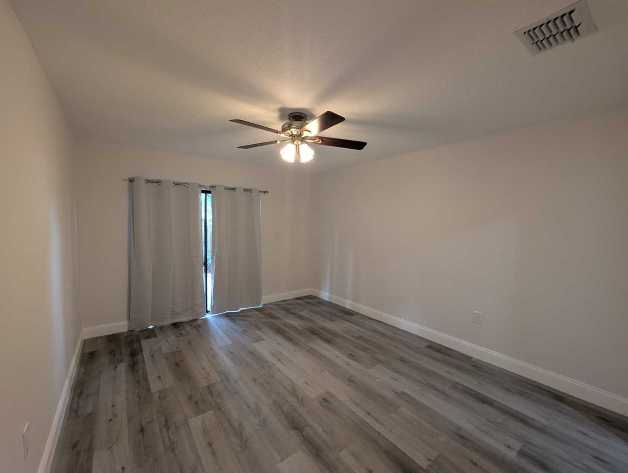 7213 Daiquiri Ln #7213 - Photo 7 of 23