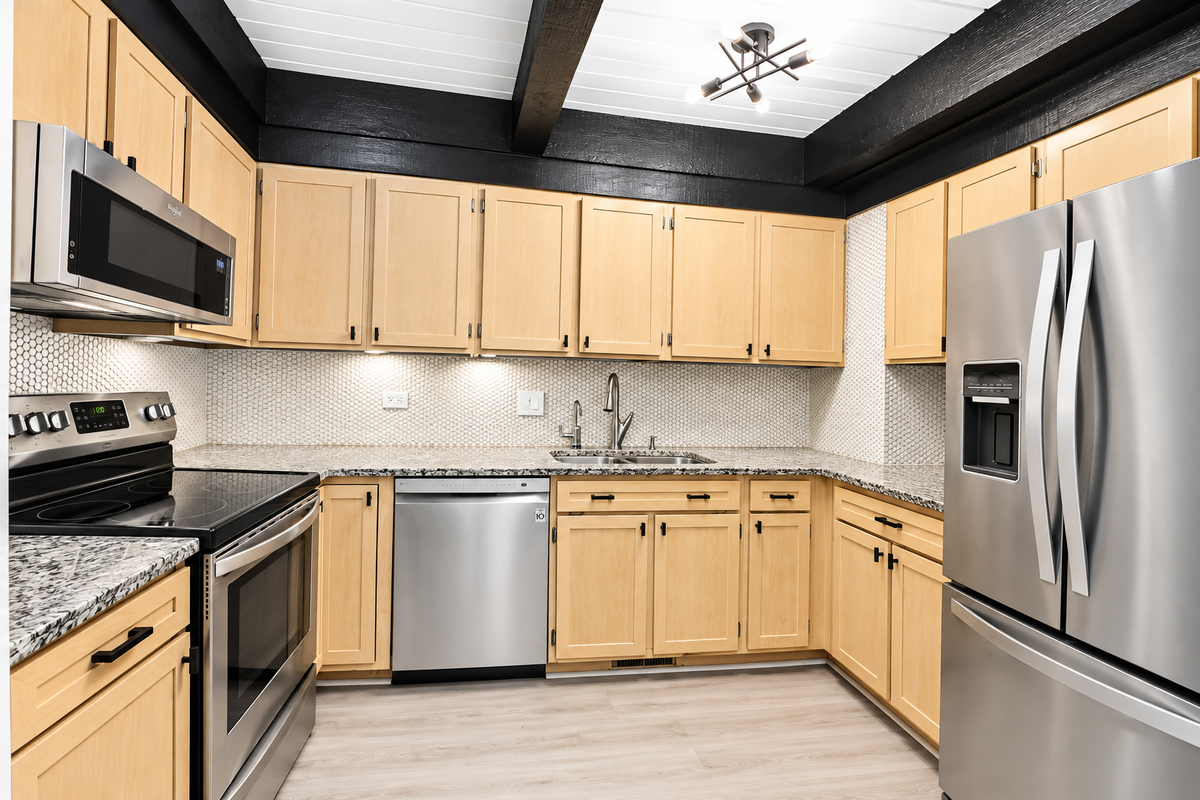 1755 Rand Rd - Photo 7 of 16