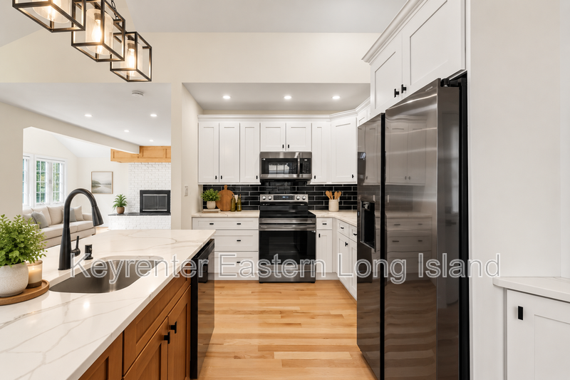 271 Adirondack Dr - Photo 5 of 10