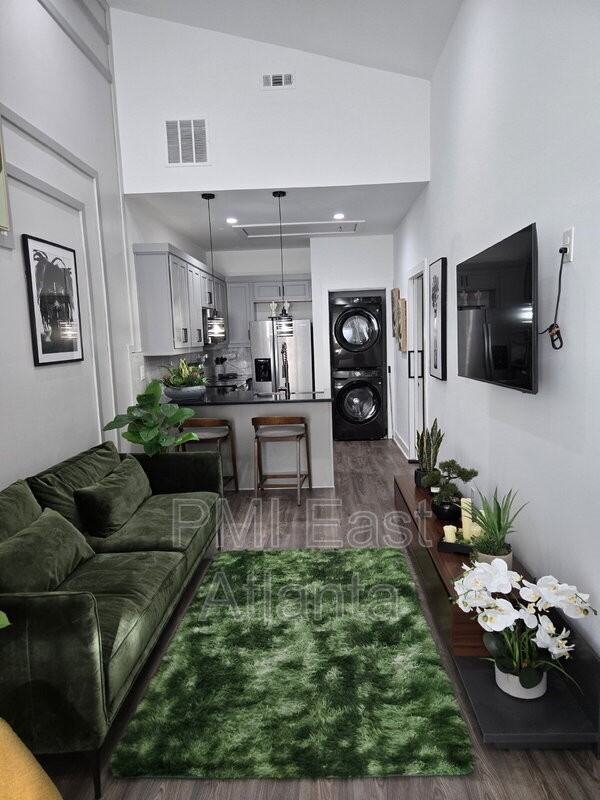 6305 Shannon Pkwy S #205 - Photo 2 of 9