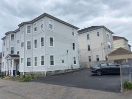 featured image of 31 S Stowell St