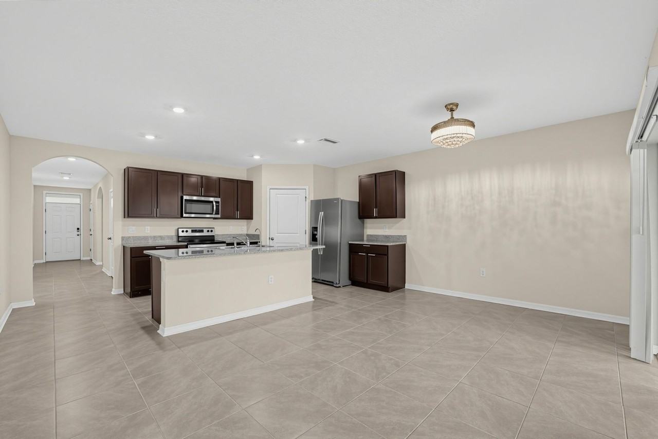 34311 Jasper Stone Dr - Photo 5 of 23