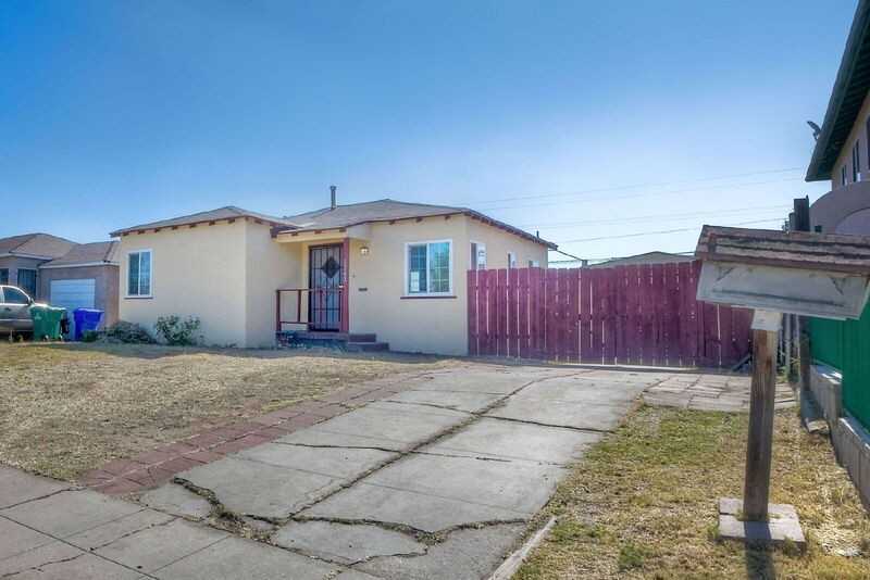 3343 Chamoune Ave - Photo 2 of 25