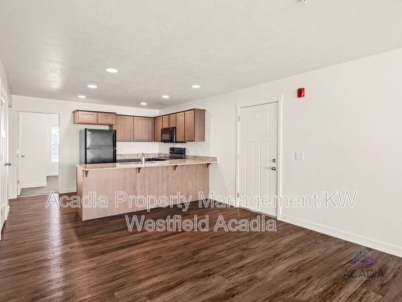 678 Eastsouth #204 - Photo 2 of 50
