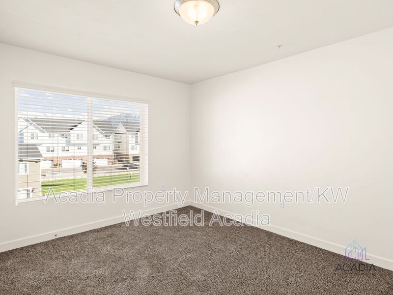 678 Eastsouth #204 - Photo 3 of 50