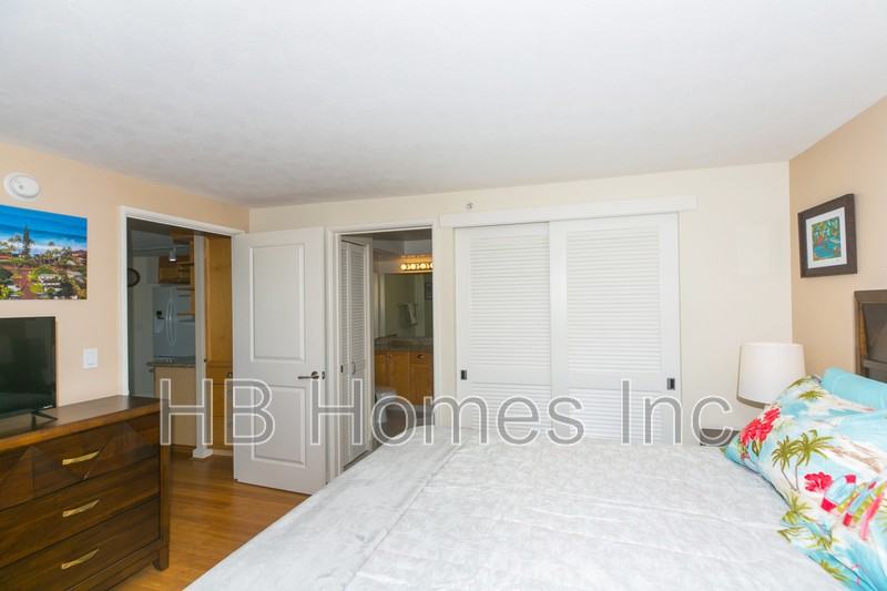 343 Hobron Ln - Photo 5 of 24