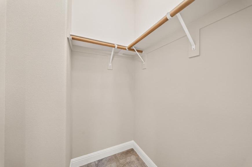 4266 Sunset View Dr #NA - Photo 4 of 18