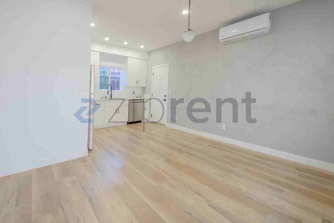 1325 5th Ave - Photo 2 of 15