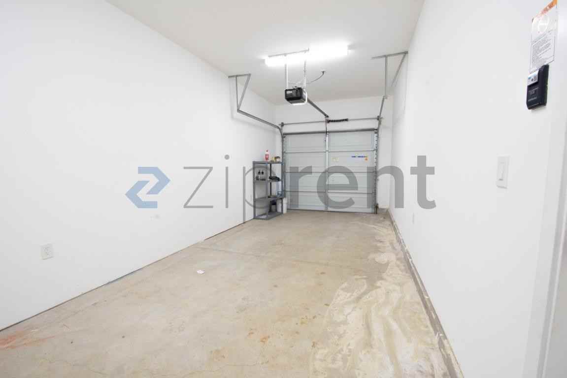 1325 5th Ave - Photo 6 of 15