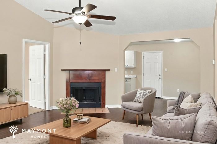 1585 Patterson Ln - Photo 5 of 15