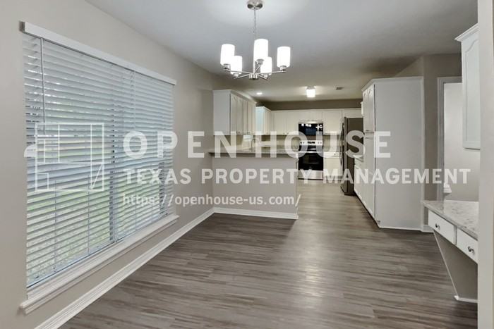 2457 Ripplewood Dr - Photo 7 of 21
