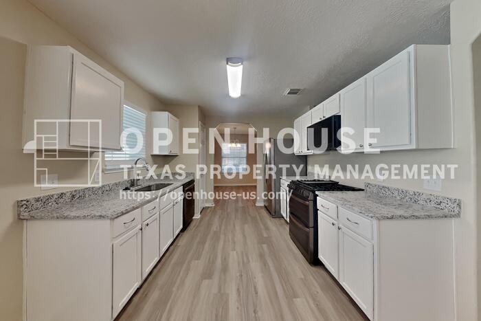 5014 Woodland Meadows Ln - Photo 6 of 20