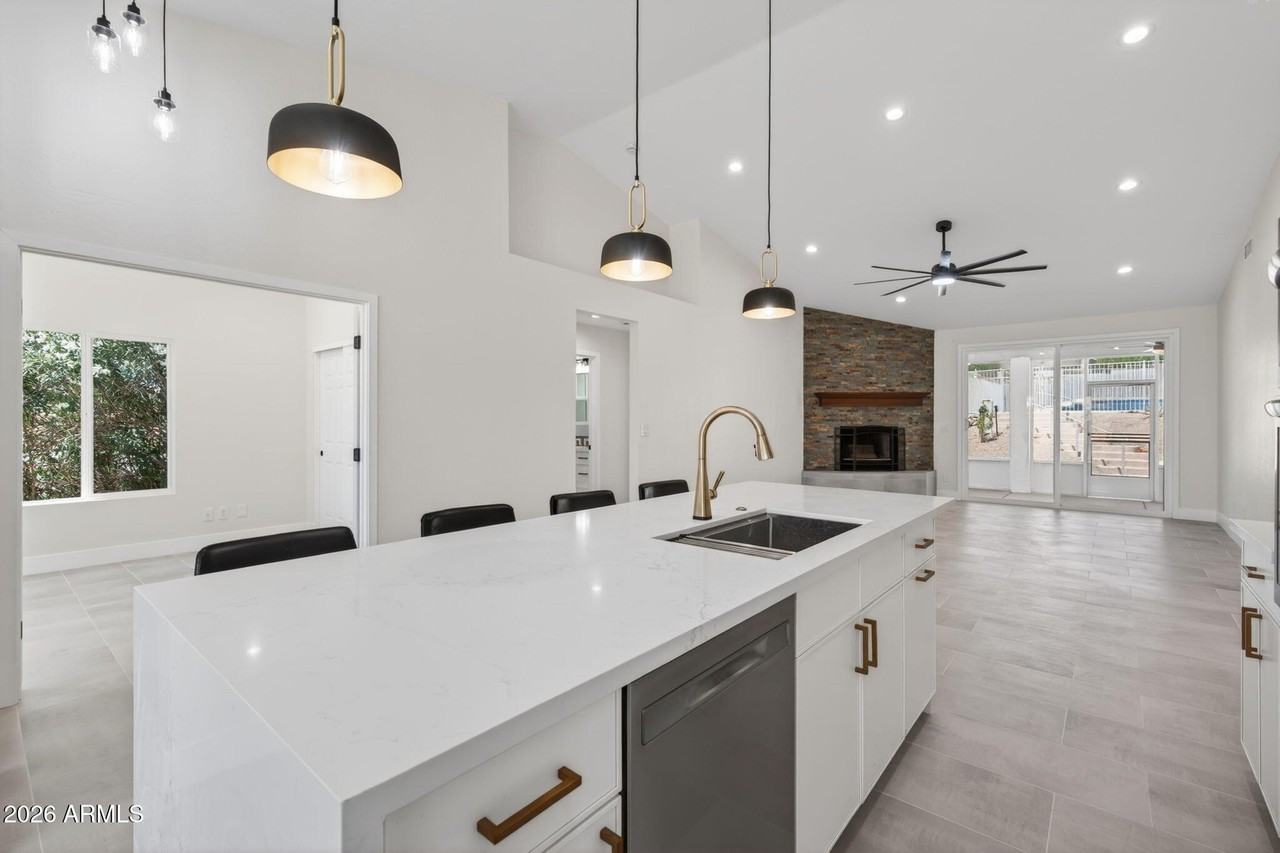14212 N Vern Pl - Photo 7 of 14