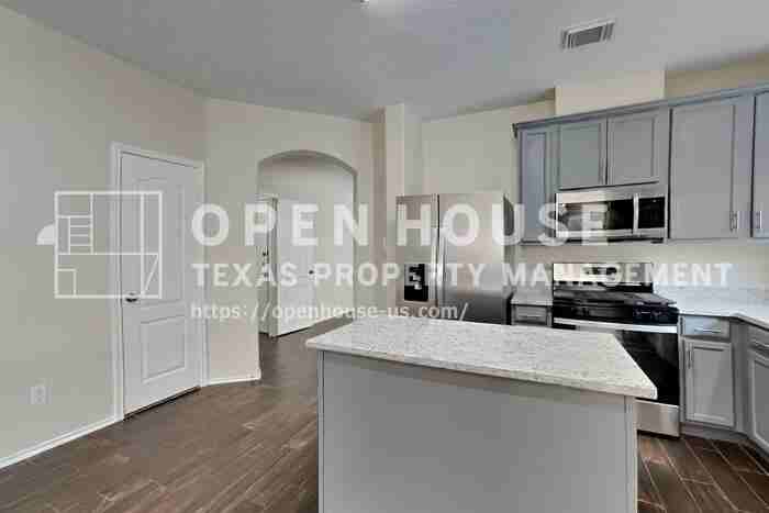 21542 Kings Bend Dr - Photo 6 of 21
