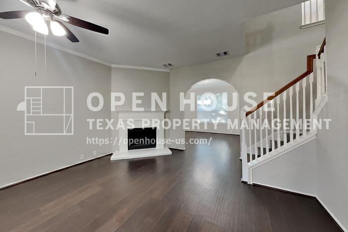18802 Atascocita Forest Dr - Photo 4 of 21