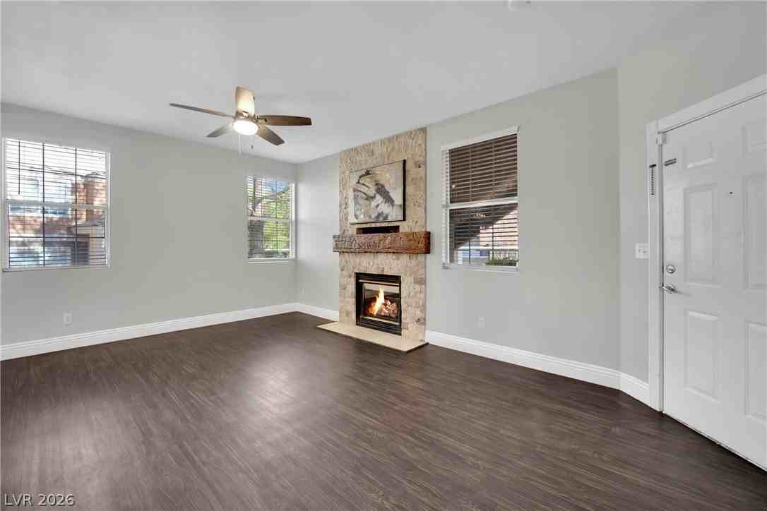 1505 Truett St #103 - Photo 7 of 34