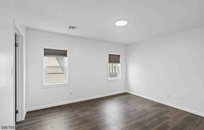700 4th Ave - Photo 7 of 10