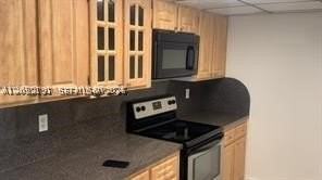 2715 W 66th St #13-21 - Photo 2 of 9