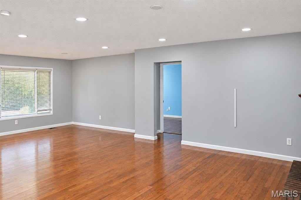 14331 Rainy Lake Dr - Photo 6 of 17