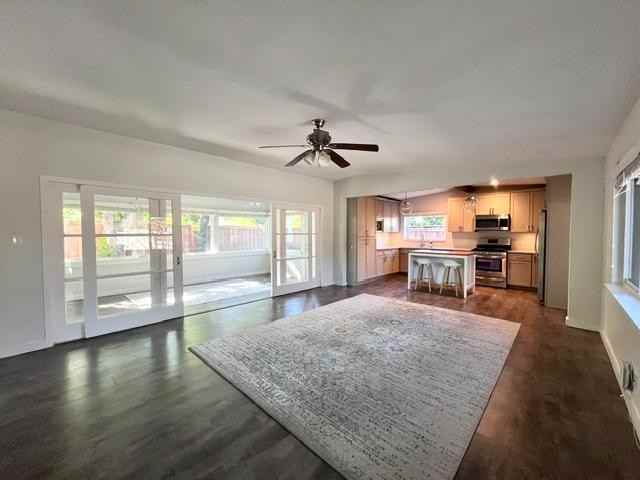 2252 Howard Dr - Photo 3 of 11