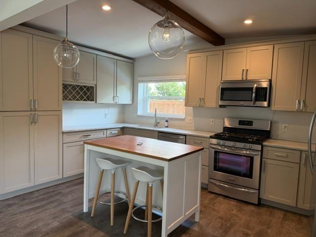 2252 Howard Dr - Photo 4 of 11