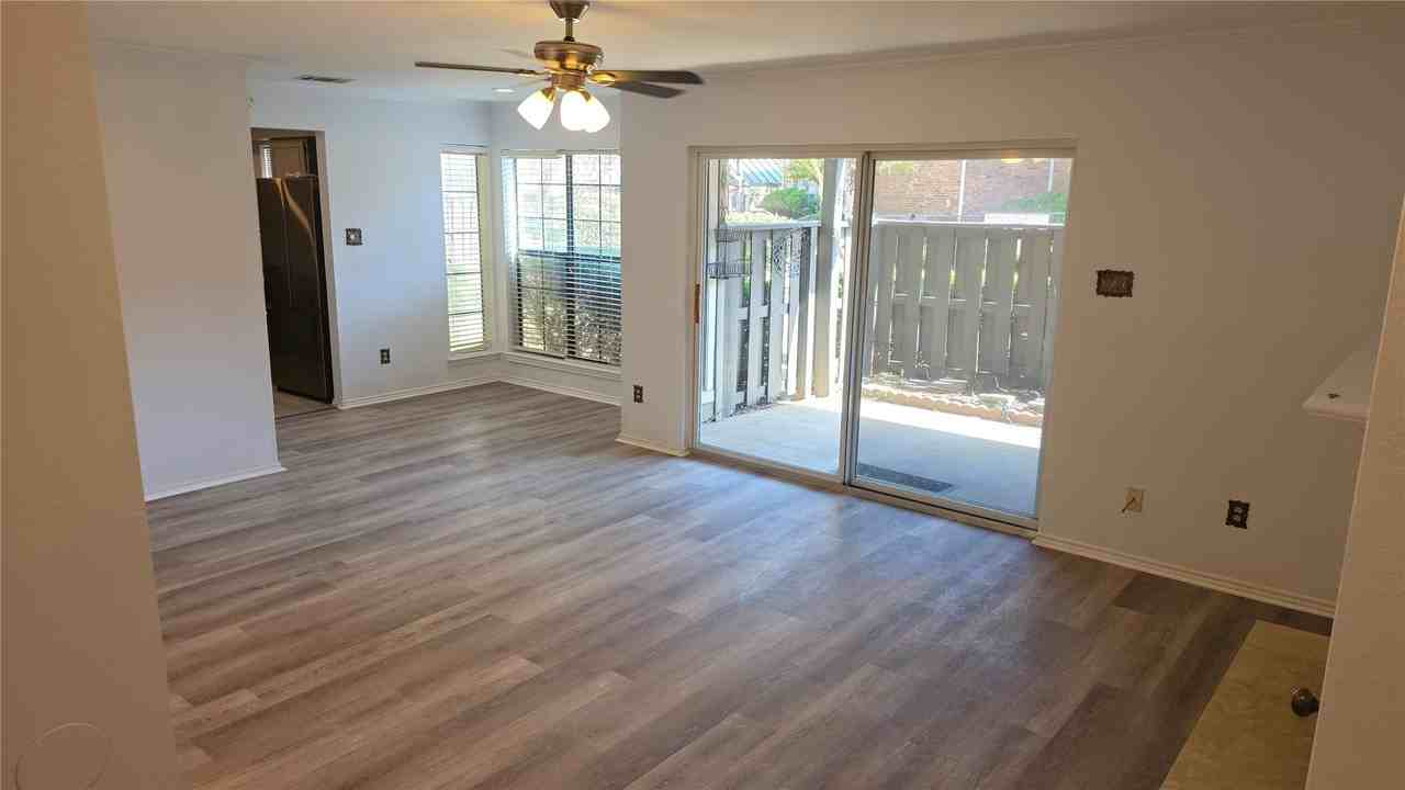 2733 Silver Creek Dr #104 - Photo 3 of 15