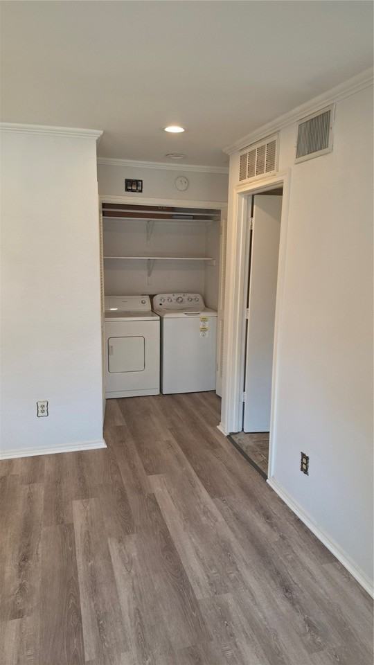 2733 Silver Creek Dr #104 - Photo 6 of 15