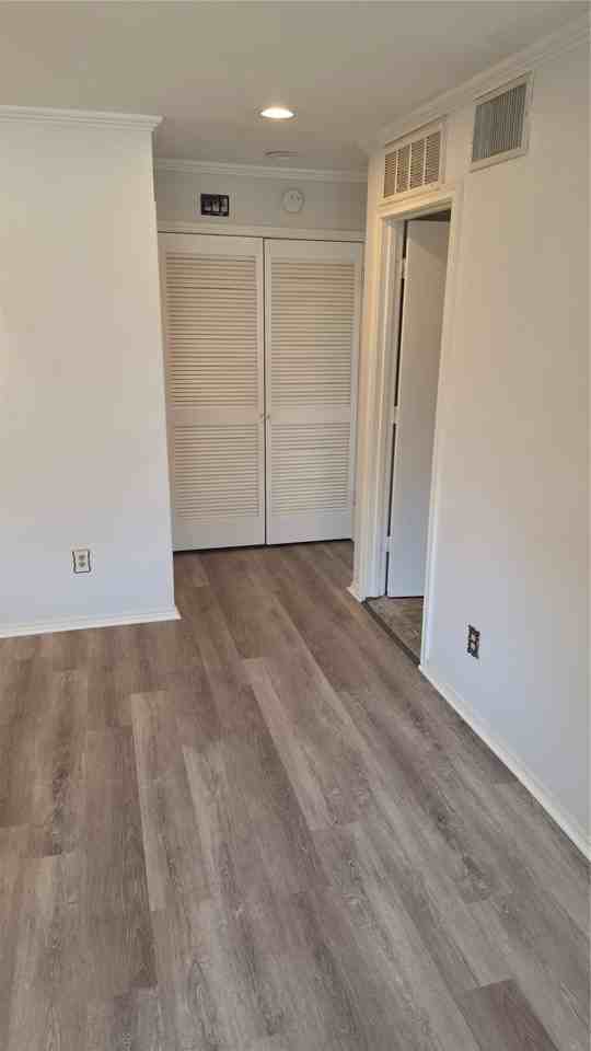 2733 Silver Creek Dr #104 - Photo 7 of 15