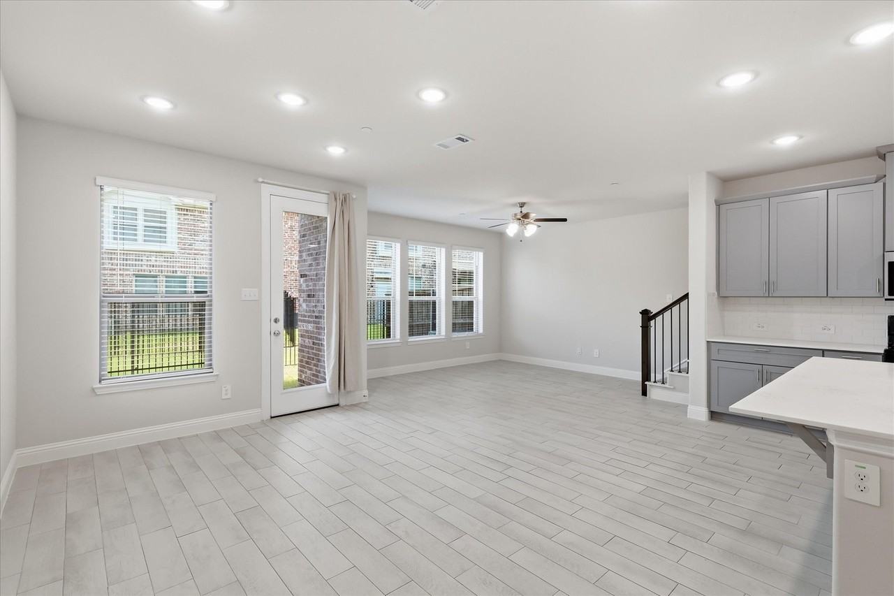 519 Sequoia St - Photo 2 of 27