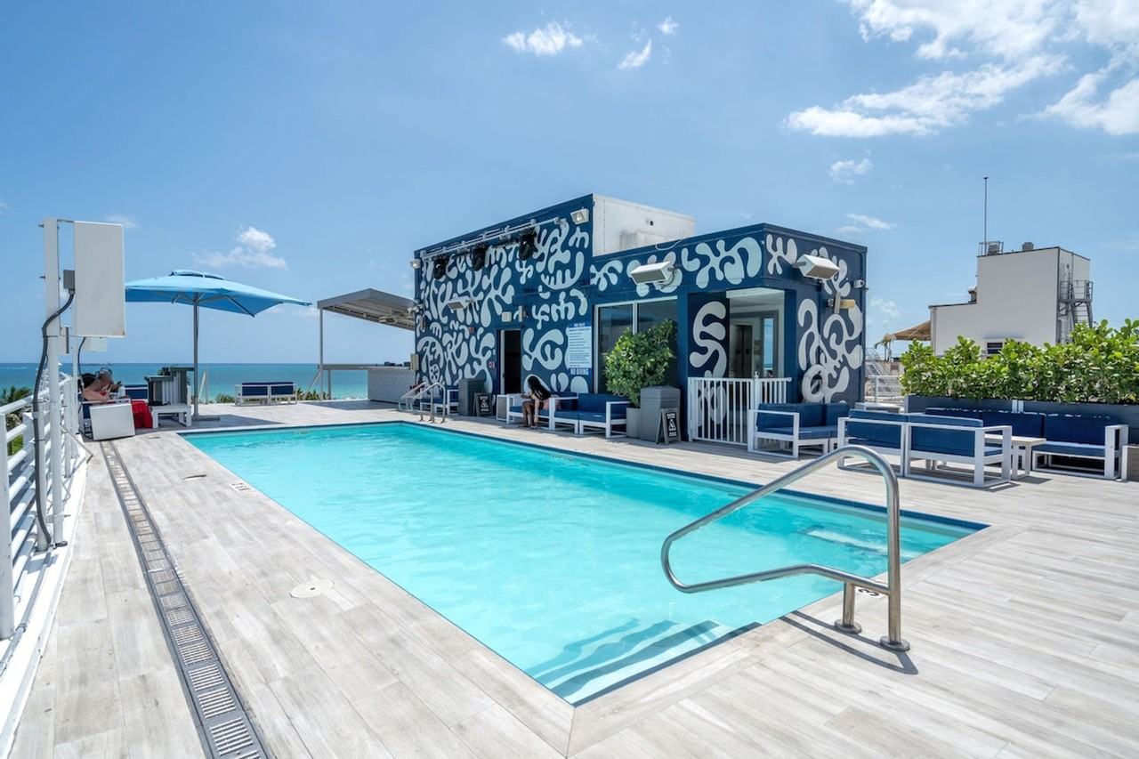 1036 Ocean Drive - Photo 7 of 15